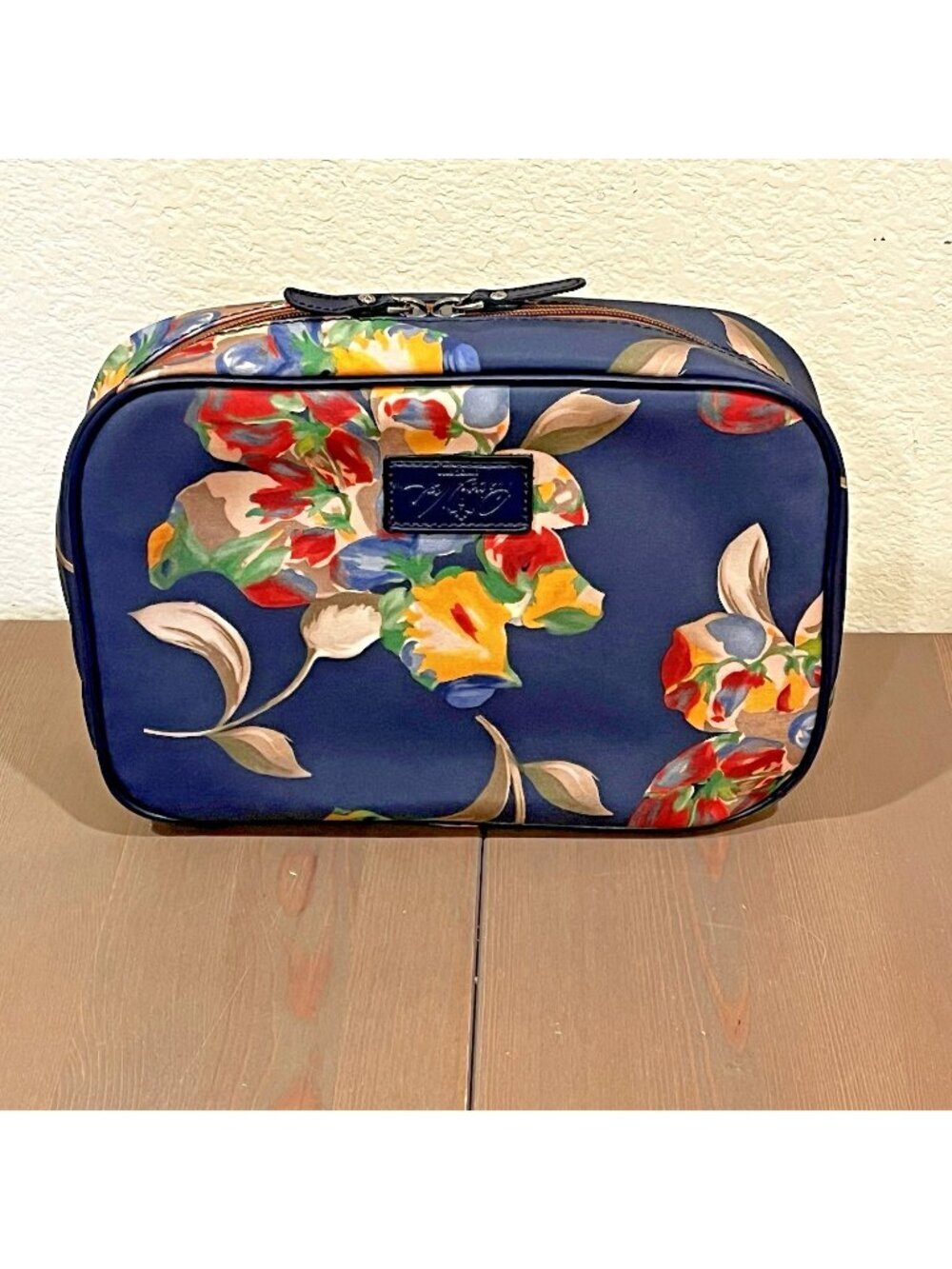 Patricia Nash Ilaria Hanging Travel Case Cosmetic Bag Floral Le Fleur Navy NWOT